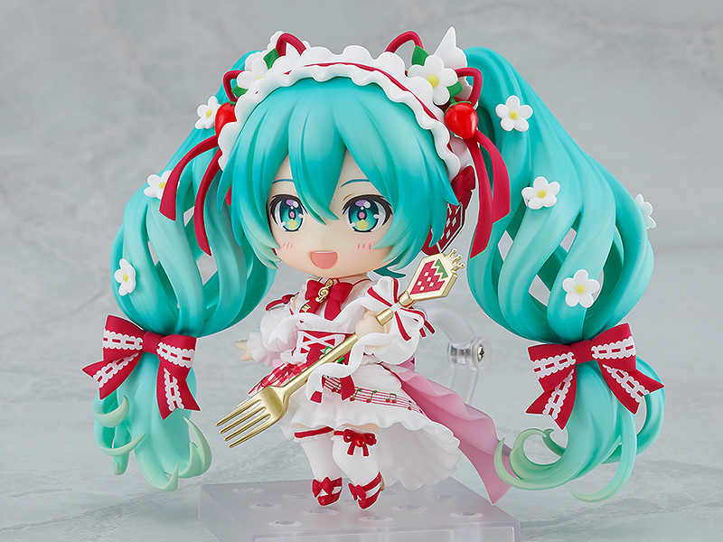 初音15周年纪念「草莓」风格手办登场插图3